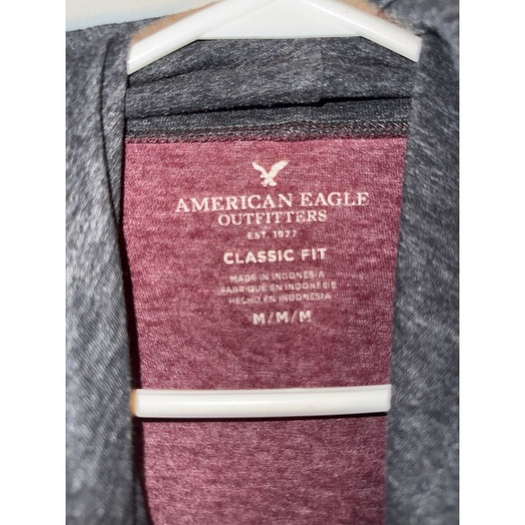 American Eagle Mens M Classic Fit Maroon Long Sleeve Hoodie Pocket - Picture 2 of 3
